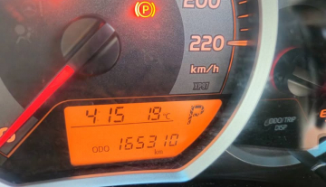 2015 Toyota yaris 5 door automatic hatch 13.jpg